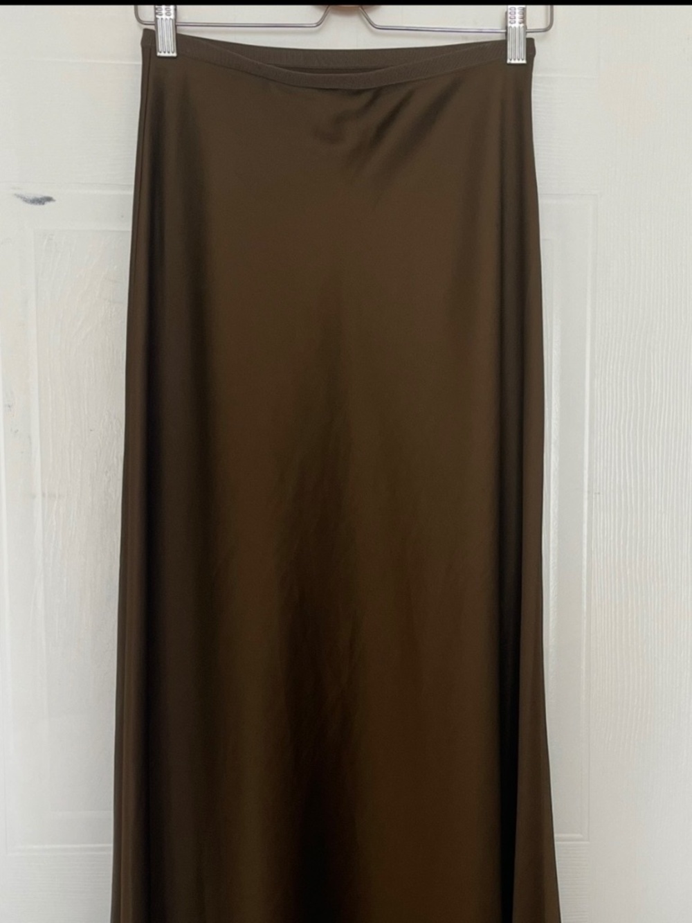 Uniqlo Olive Satin Skirt